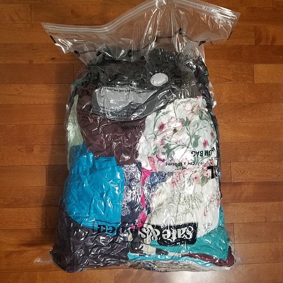 Everything listed - Picture 1 of 1